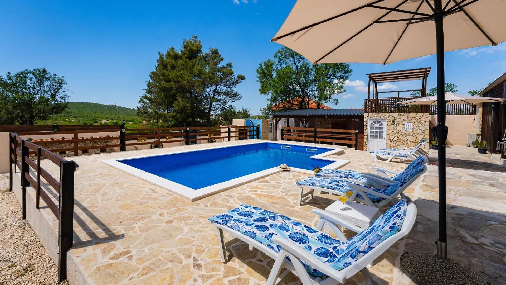 My Dalmatia - Holiday Home Burgija With Private Swimming Pool Benkovac