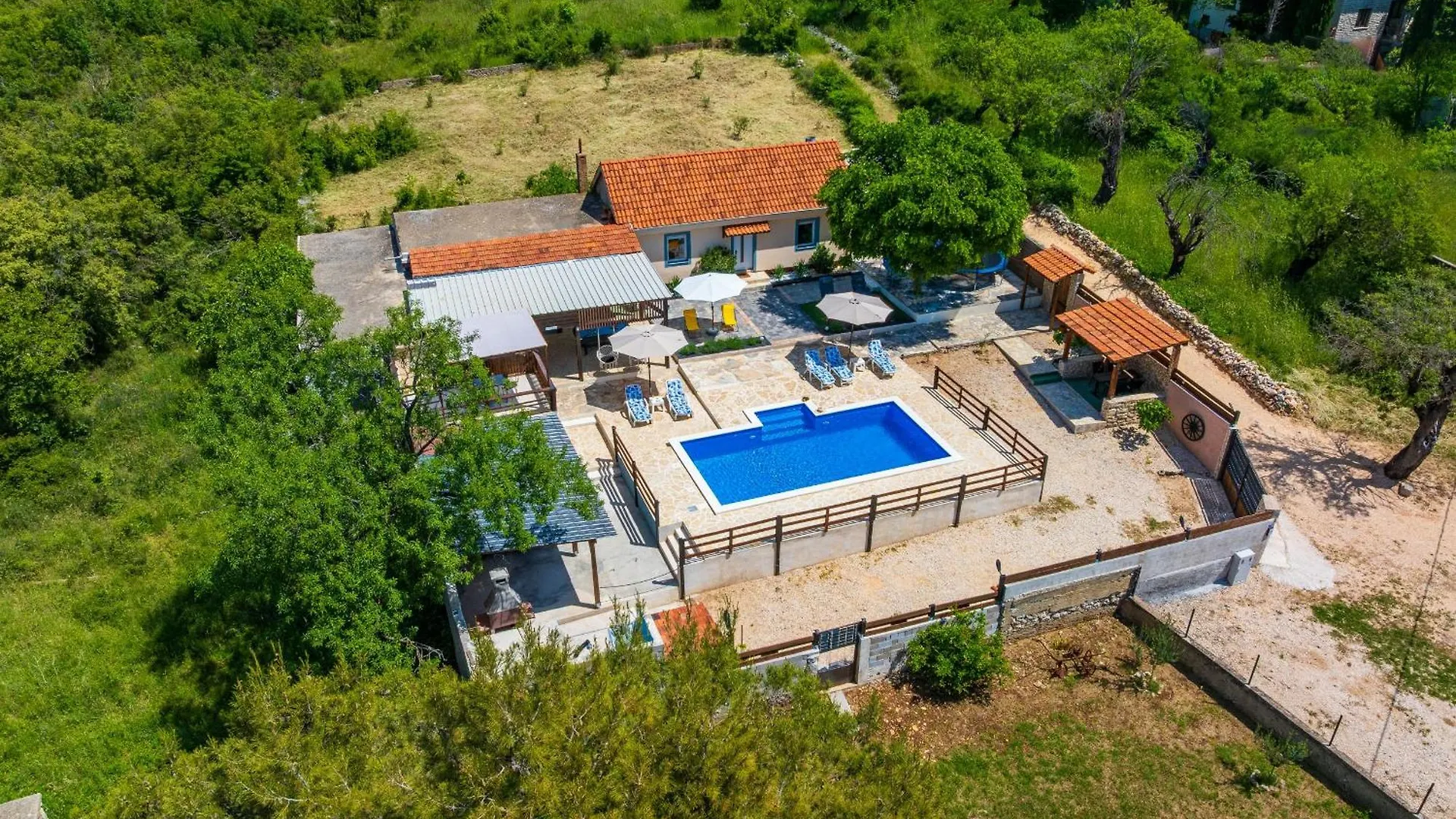 My Dalmatia - Holiday Home Burgija With Private Swimming Pool Benkovac