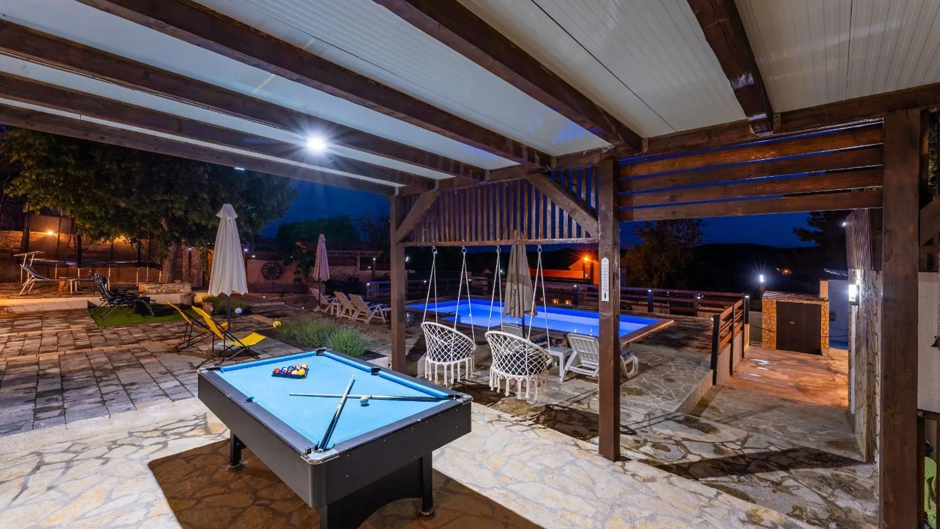 My Dalmatia - Holiday Home Burgija With Private Swimming Pool Benkovac
